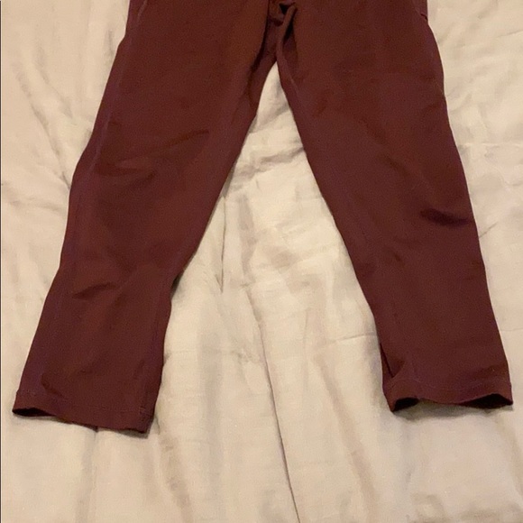 SOLD Mamacita maternity capris mulberry - Picture 3 of 6